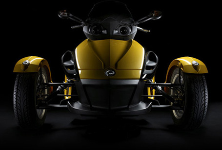 Can-Am Spyder Roadster front