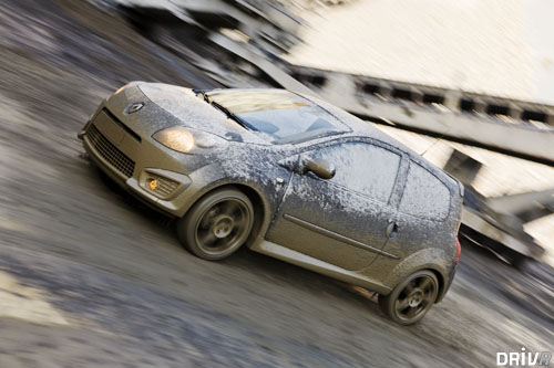 shootoutrenaulttwingovsfordfiesta5