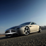 Aston Martin V12 Vantage