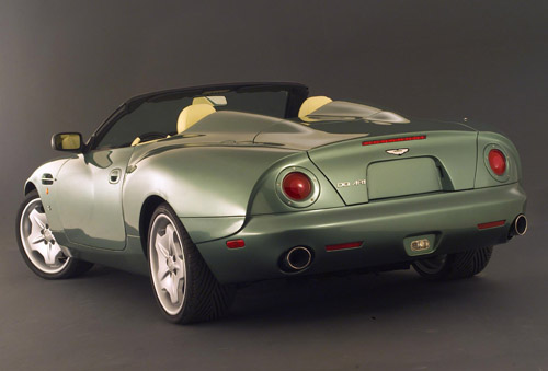 astonmartinar1
