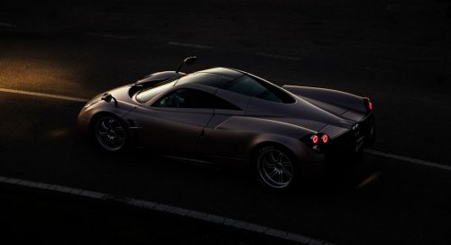 2010-12-11-pagani-05-105m5m7