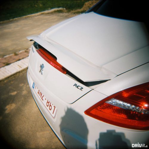 rijtestpeugetrcz200e rijtestpeugetrcz200e