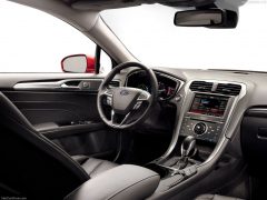 Ford-Fusion_2013_1024x768_wallpaper_20