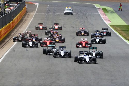 Formula One World Championship 2015, Round 9, Britisch Grand Prix, Silverstone, England, Sunday 5 July 2015 - Felipe Massa (BRA) Williams FW37 leads at the start of the race.