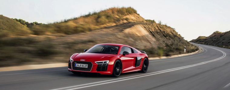 Audi R8 V10 plus