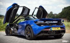 2018_mclaren_720s_burton_blue