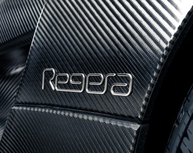 2018_koenigsegg_regera_naked_carbon_edition_01