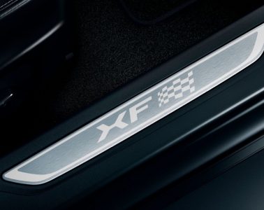 2019_jaguar_xf_chequered_flag_03