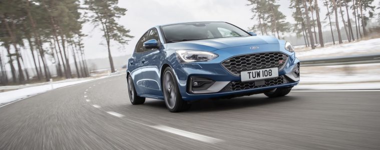 2019_ford_focus_st_benzine_diesel_13