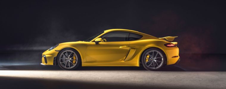 2019_porsche_718_cayman_gt4_02