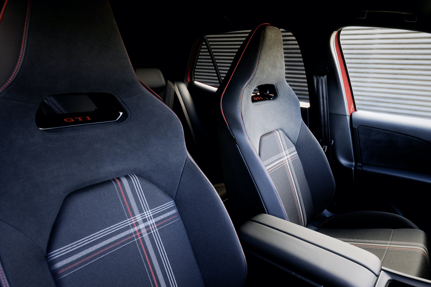 Volkswagen ID.3 GTI (2026) tartan seats
