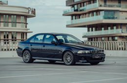 BMW M5 W10, static image, front view - Broad Arrow Auctions